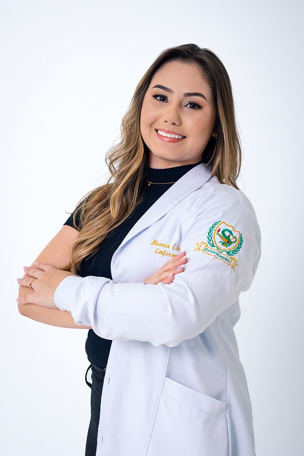 Detalhe da beca e do capelo, Maria Eduarda Enfermagem, Goiânia